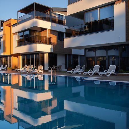 Elysium Green Suites Antalya Exteriör bild
